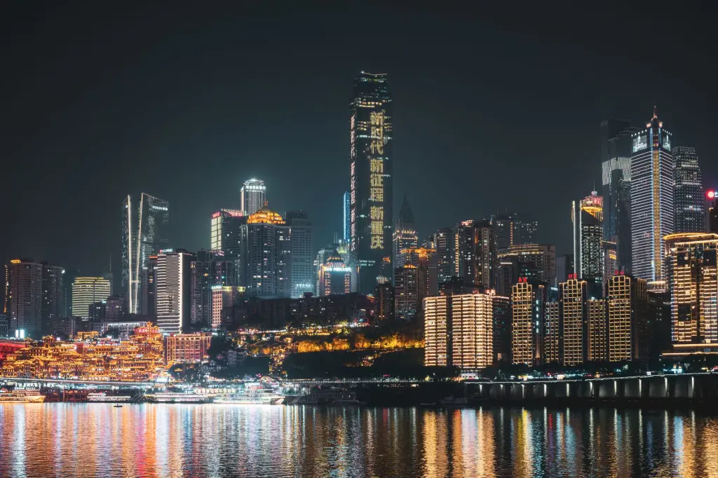 2025年企业宣传片制作趋势：技术升级与创意表达融合